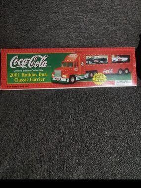 Coca-Cola 2001 Holiday Dual Classic Carrier